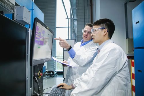 挑戰特斯拉？不，凱迪拉克Lyriq旨在重新定義豪華電動出行